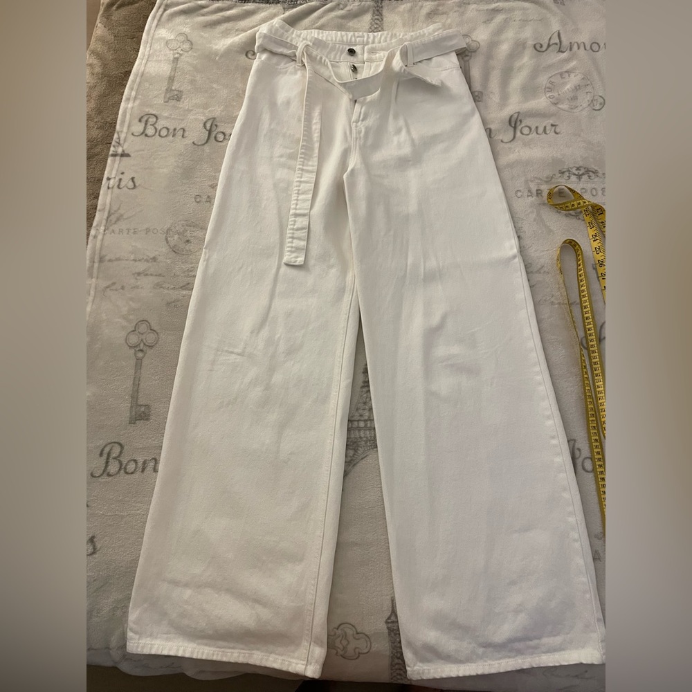 Wide Leg Women’s White Jeans